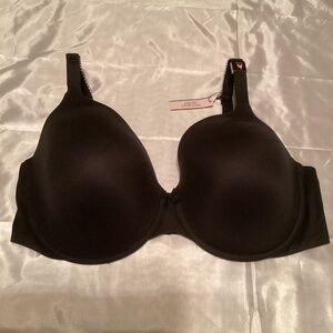 Victoria’s Secret Body by Victoria Perfect Coverage 40DDD Black Bra